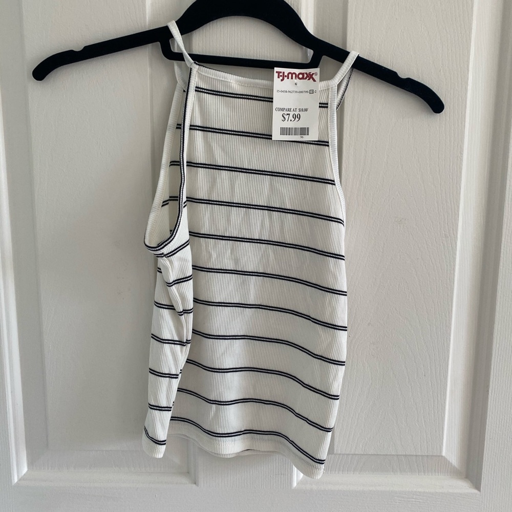 Striped Tank Top - Picture 3 of 3